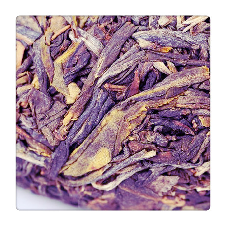探讨曼松大树茶与曼松古树茶的异同：品种、口感及区别之处