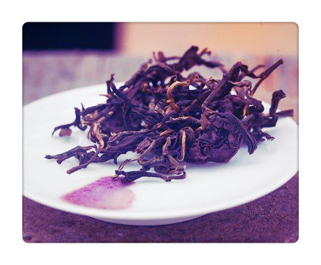 曼松普洱茶的功效与作用全解析：包括禁忌、档次及副作用