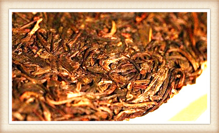 古树茶红茶介绍，探寻古树茶的韵味：红茶的魅力与故事