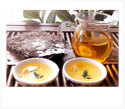 红茶冷后浑现象出现的原因：茶氨酸与茶黄素的相互作用及其对茶叶质量的影响