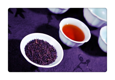 红茶为什么要洗茶垢，揭秘红茶的“洗茶垢”惯：为什么这样做很重要？