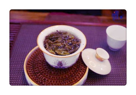 白贡眉是什么茶，茶种与叶，口感，功效及禁忌