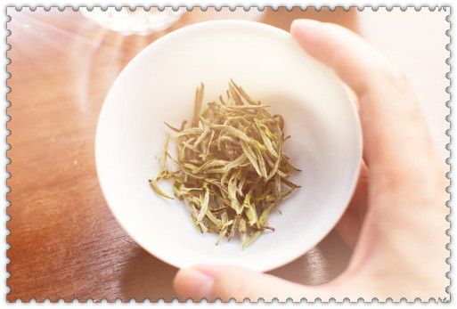 眉白茶会影响血压吗？喝眉白茶的好处及适合人群。