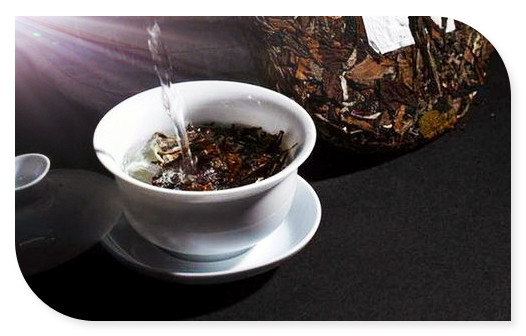 曼松古树茶叶种类及特点